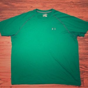 Green loose shirt